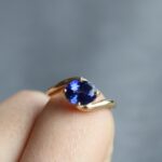 6.15ct Natural Blue Sapphire Split-Shank Diamond Ring - Image 6