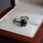 3.54ct Oval Royal Blue Sapphire & Diamond Ring - Image 5