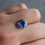 5.23 ct Oval Cut Royal Blue Sapphire - Image 4