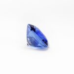 3.62 ct Radiant Cut Cornflower Blue Sapphire - Image 4